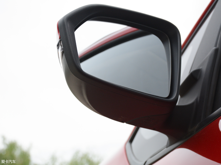 2019���h��X3 ������ 1.5L CVT���F��