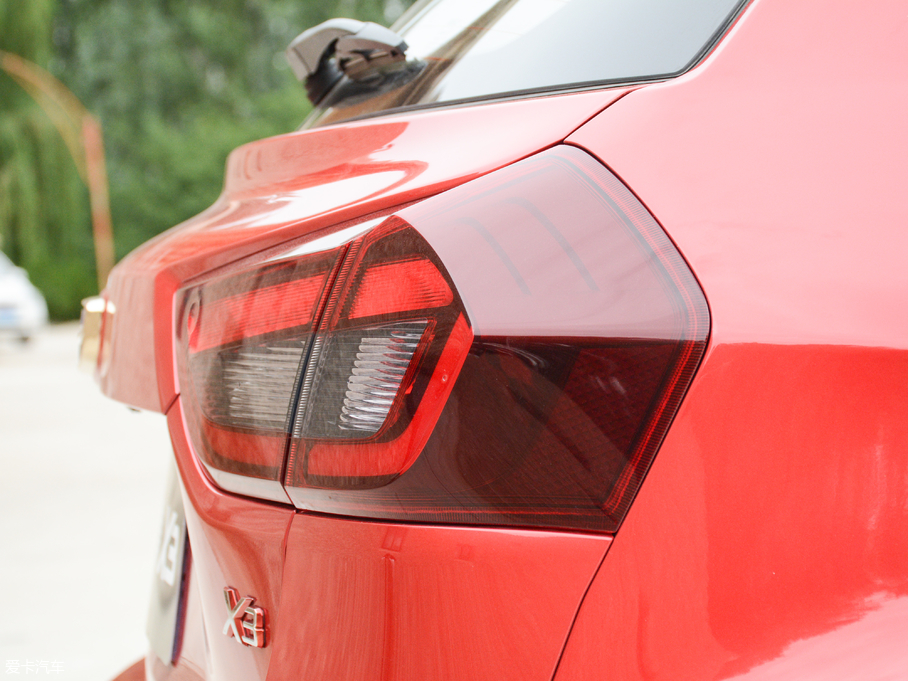 2019���h��X3 ������ 1.5L CVT���F��