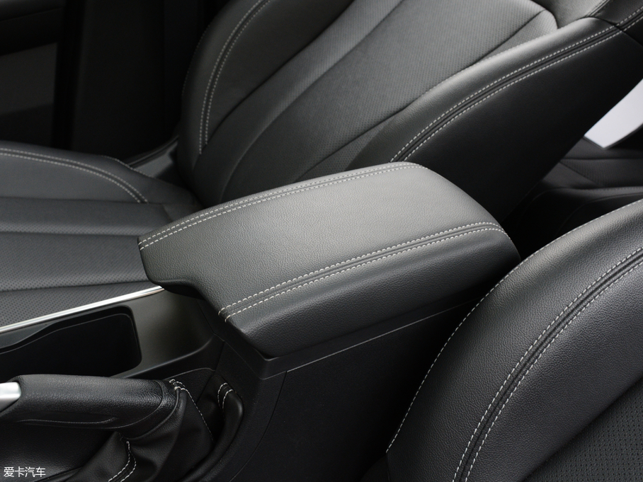 2019���h��X3 ������ 1.5L CVT���F��