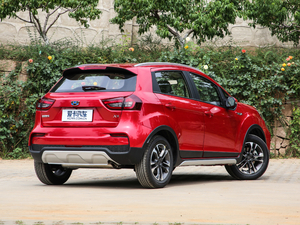 2019款升级版 1.5L 手动精英型 整体外观