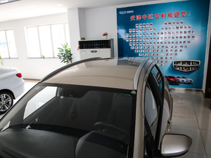 2019款升级版 1.5L CVT精英型 车顶
