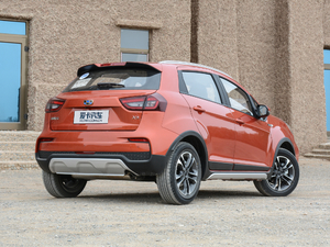 2019款升级版 1.5L 手动尊贵型 整体外观