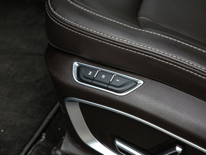 20191.5TD MHEV DCT п؅^