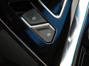 20191.5TD MHEV DCT п؅^