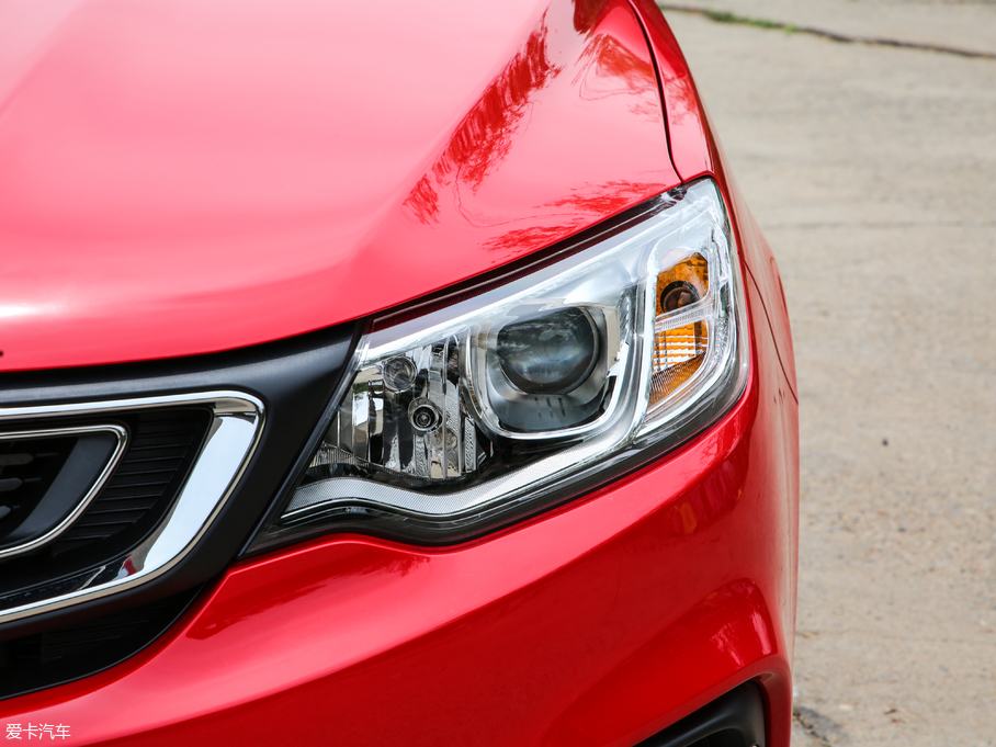 2019���h�� ������ 1.5L �Ԅ����F�� ��V