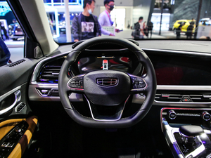 2019款改款 400T 驭星者 纯电动续航80KM 方向盘