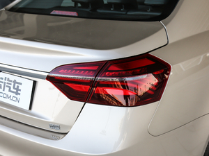 2019款领军版 1.5L CVT尊贵型 细节外观