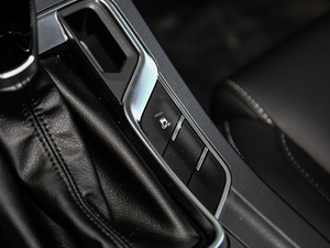 2019款领军版 1.5L CVT尊贵型 中控区