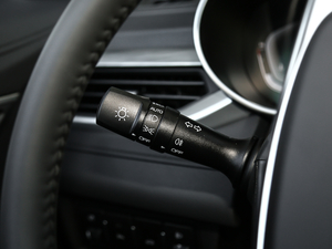 2019款领军版 1.5L CVT尊贵型 中控区