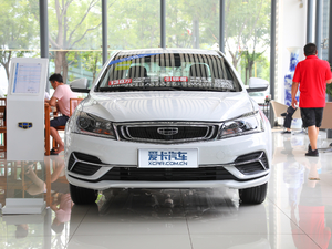2019款领军版 1.5L 手动豪华型 正前