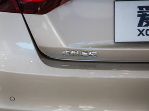 2019款领军版 1.5L 手动向上互联型 细节外观