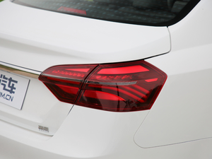 2019款领军版 1.5L CVT向上互联型 细节外观