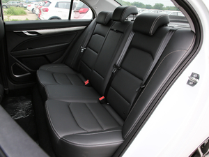 2019款领军版 1.5L CVT向上互联型 后排座椅