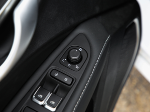 2019款领军版 1.5L CVT向上互联型 中控区