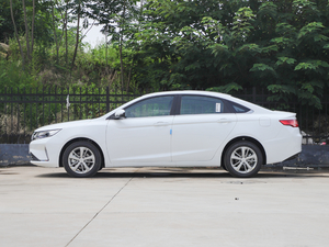 2020款1.4T CVT豪华型 正侧（左）