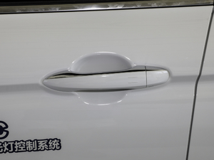 2020款1.5T DCT豪华型 主驾门拉手