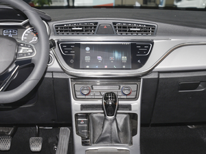 2020款1.4T 手动亚运型 中控台