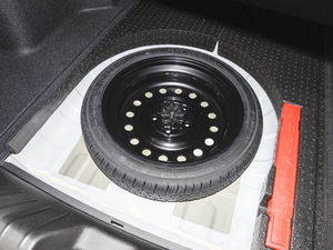 2020款1.4T 手动亚运型 备胎