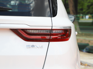 2020款1.4T CVT尊贵型 尾灯