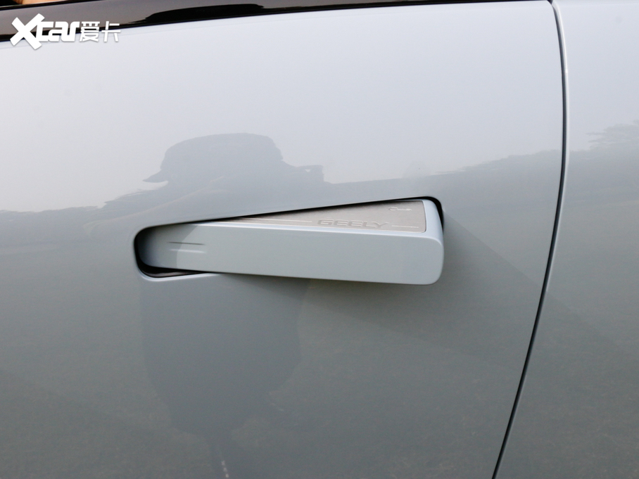 2020���ICON 1.5TD i7 BSG