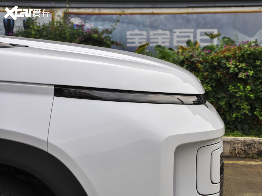 2020���ICON 1.5TD i7 BSG