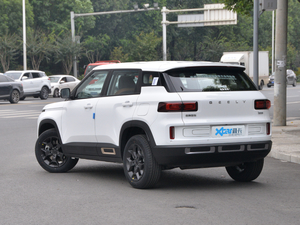 2020款1.5TD i6 BSG 左后45度