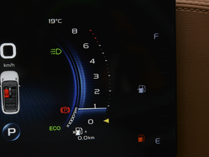 20201.5TD i6 BSG п؅^(q)