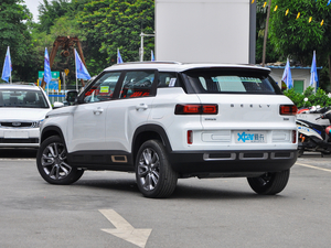 2020款1.5TD i7 BSG 左后45度
