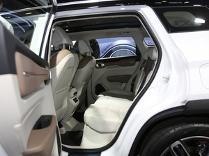 20201.5TD i9 BSG ſg