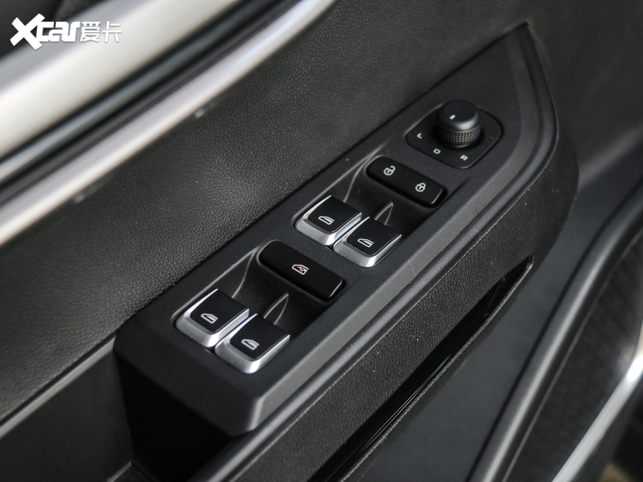 2020Խ 1.8TD DCTŞ 5