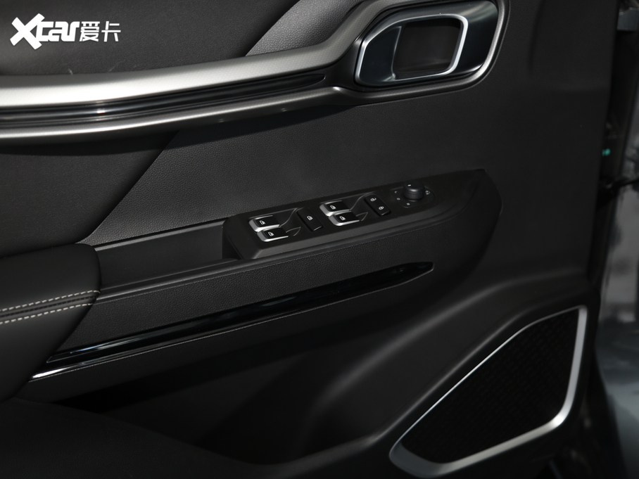 2020Խ 1.8TD DCTŞ 5