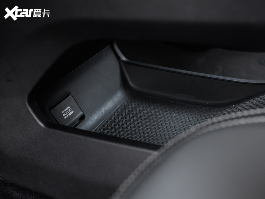 2020Խ 1.8TD DCTŞ 7