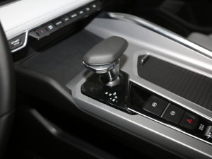 2021Ŀ 2.0TD F п؅^