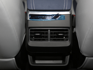 2021Ŀ 2.0TD F п؅^