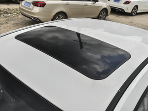 2020款1.5L CVT豪华型 车顶
