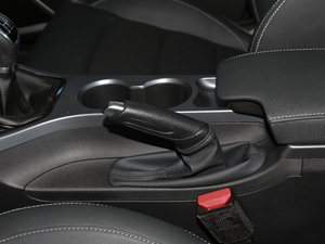 2020款1.5L 手动舒适型 驻车制动器
