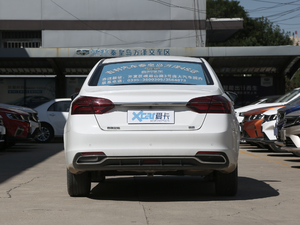 2020款1.5L 手动向上版 正后	