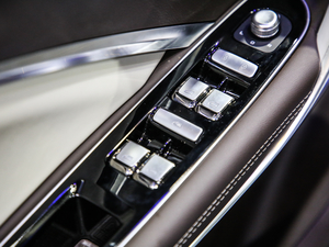 20211.5TD PHEV  п؅^