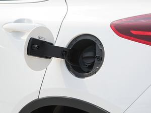 2020款1.4T 手动雅 油箱盖