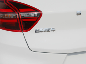 2020款1.4T 手动雅 细节外观