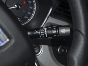 2020款1.5L CVT精英型 中控区