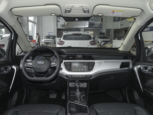 2020款1.5L CVT精英型 内饰全景