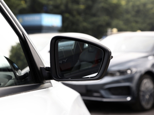 20211.4T CVT F-\Ӱ ^