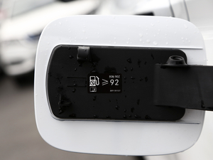 20211.4T CVT F-\Ӱ ^