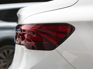 20211.4T CVT F-\Ӱ ^