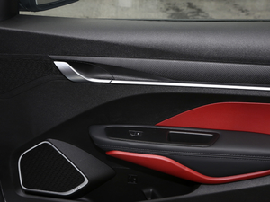 20211.4T CVT F-\Ӱ g