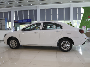 2021款UP 1.5L CVT舒适型 正侧（左）