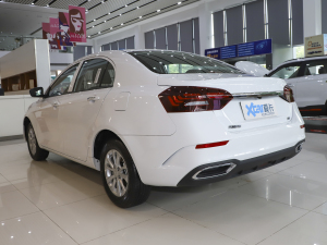 2021款UP 1.5L CVT舒适型 左后45度