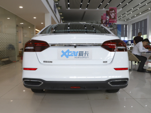 2021款UP 1.5L CVT舒适型 正后	