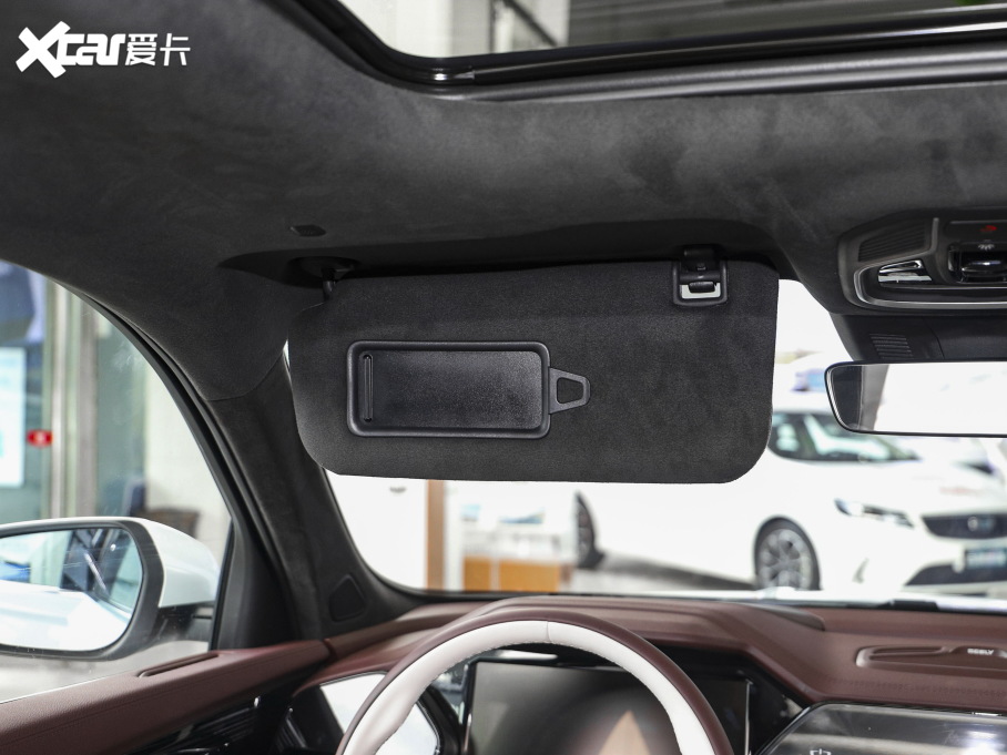 2021ԽL 2.0TD DCT EVOF